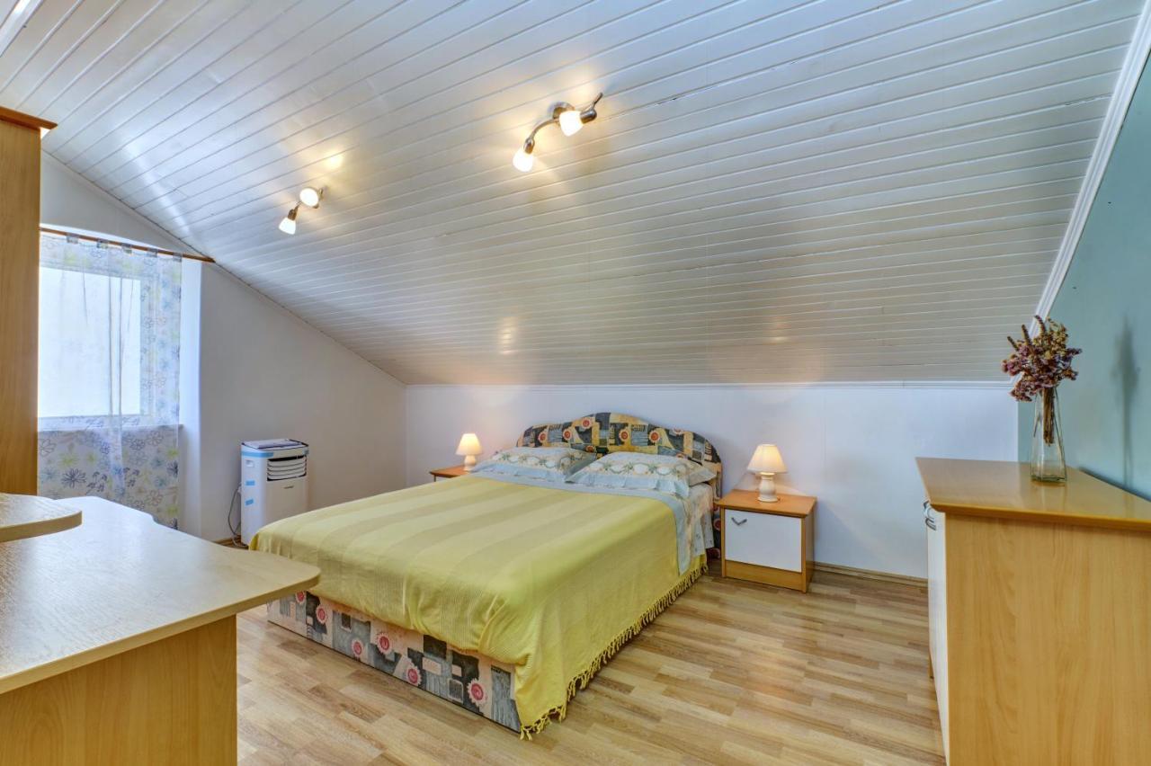 Apartment Dami マリ・ロシニュ エクステリア 写真